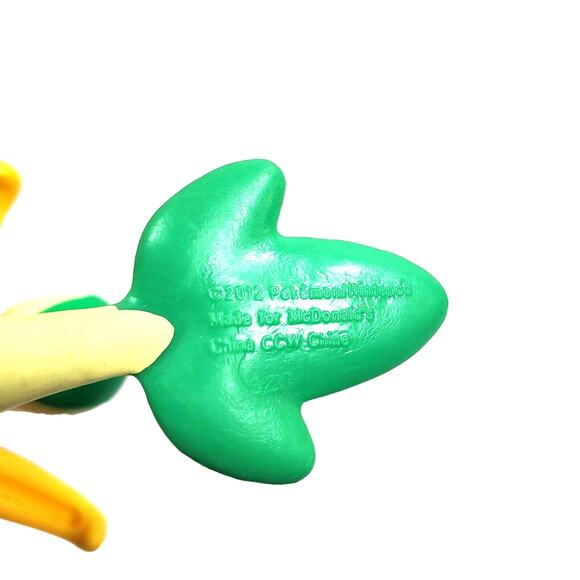 3 McDonalds Pokemon Toys Servine Pignite and Axew 2012 Lot Mini Figures - Picture 4 of 8